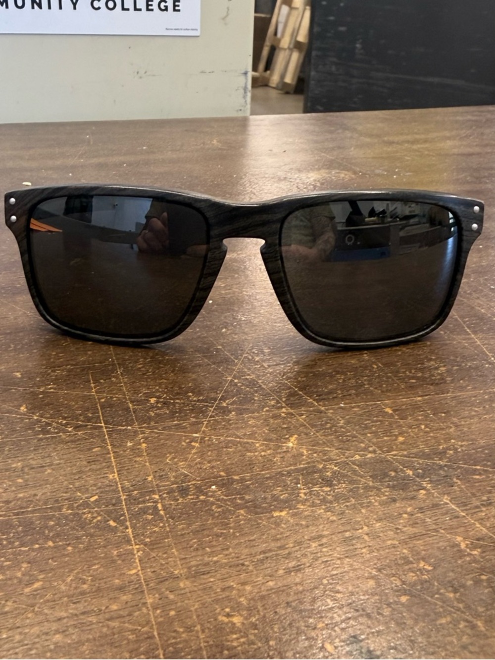 Oakley Holbrook MIX grey wood grain metal